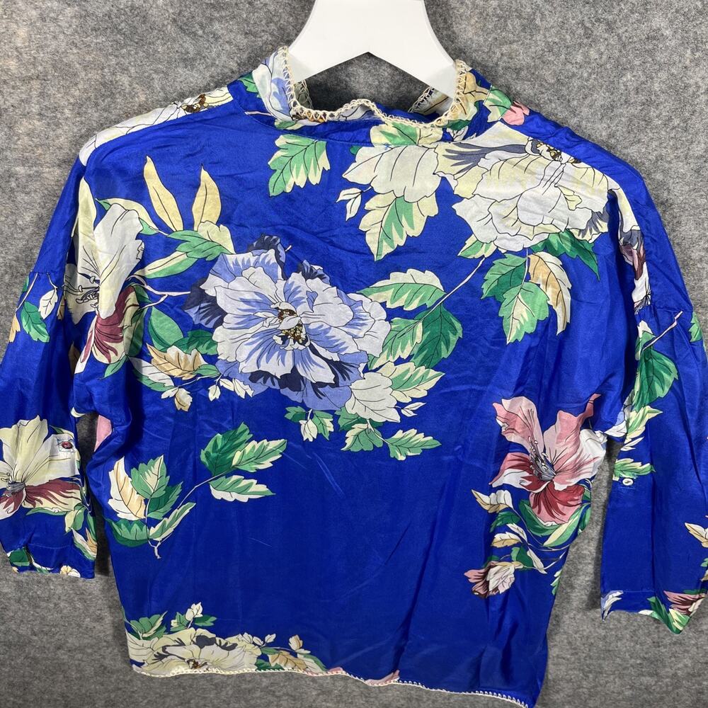Johnny Was NWT‎ Blouse 100% Silk Floral, Small, Retail $240 - Picture 11 of 12
